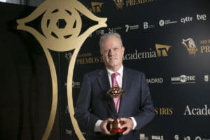 Manuel Campo Vidal recibe el Premio Iris a su Trayectoria Profesional de la Academia de Televisión