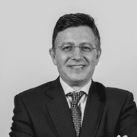 Javier Carmona Coslado, Socio de ONEtoONE, Corporate Finance y Certificado de Experto en Valoración de Empresas (IEAF)